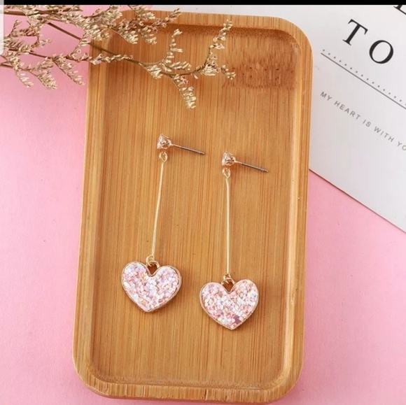 Jewelry - NWT Pink Glitter Heart Drop Earrings